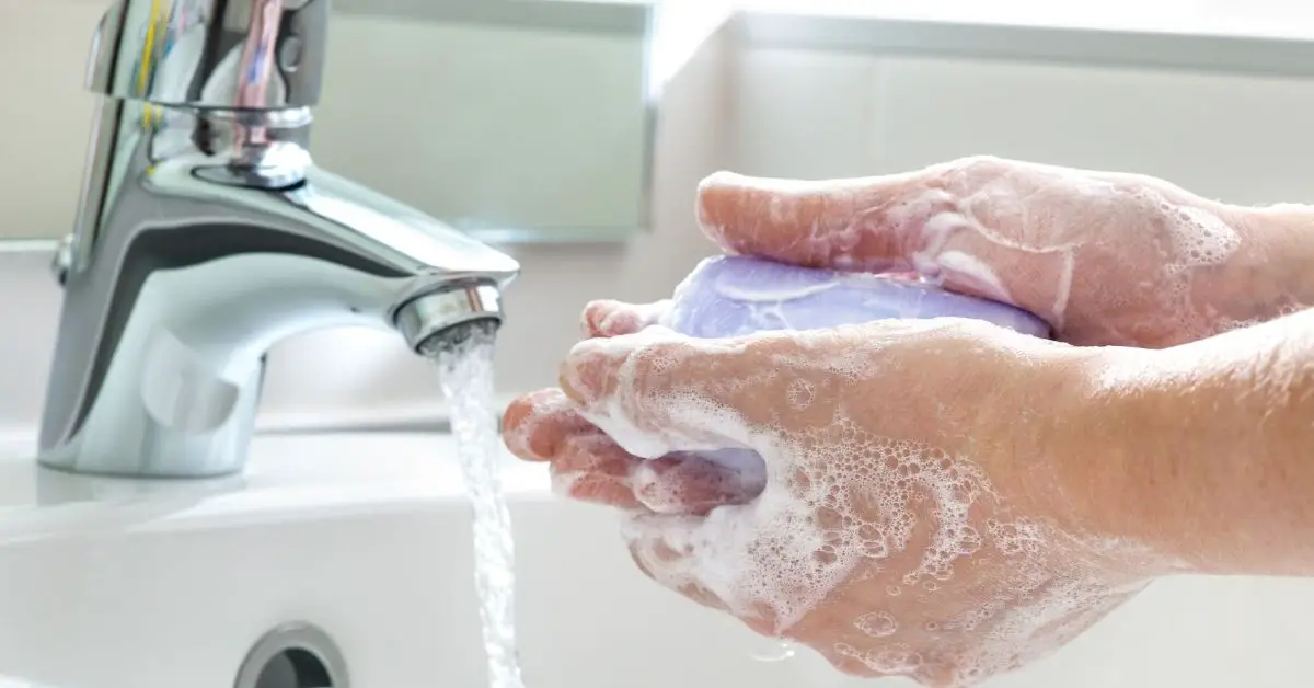 how to wash your hands to remove gorilla glue from hands